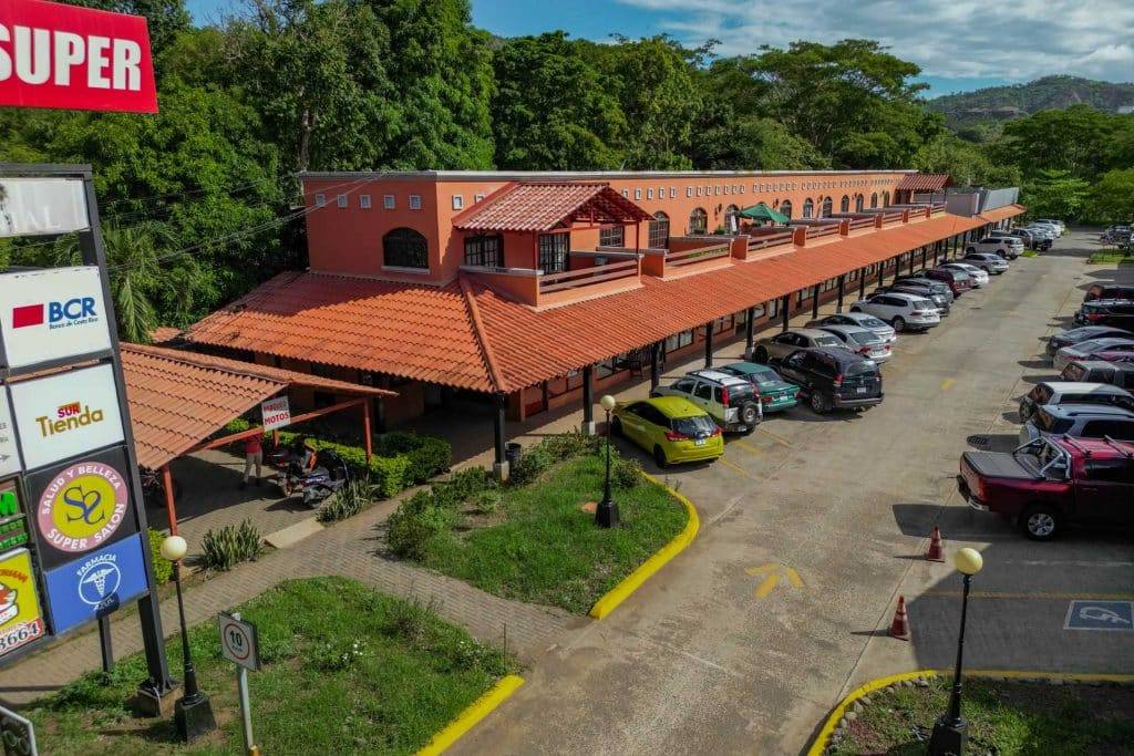 plaza colonial playas del coco 4