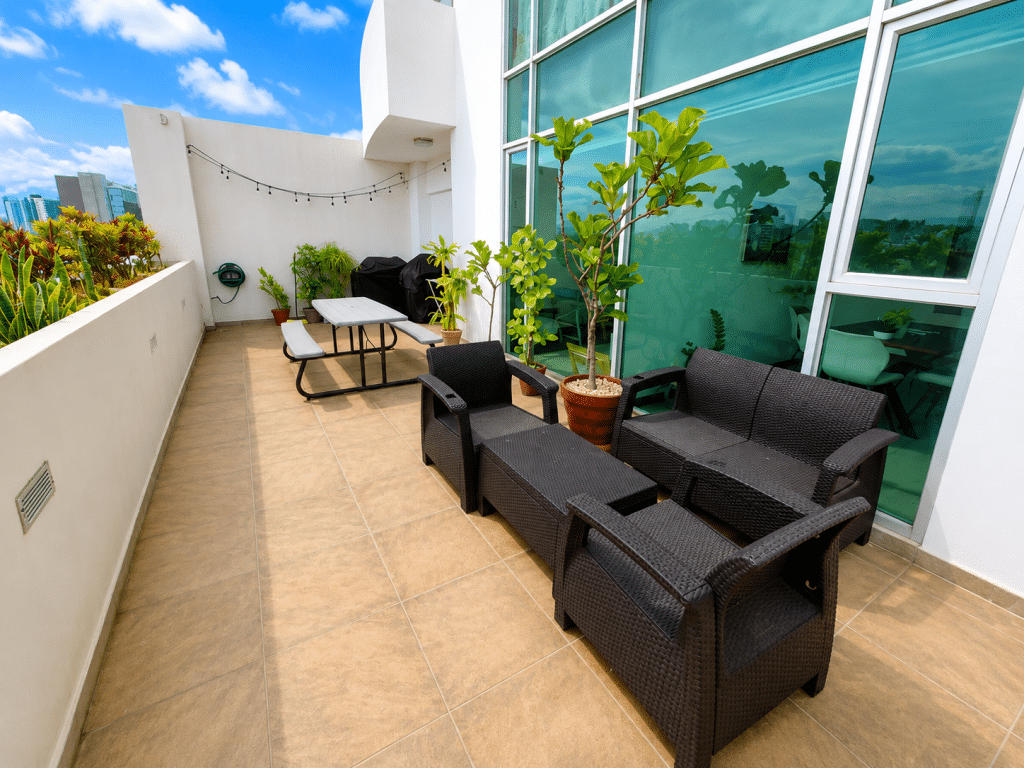 se vende apartamento condominio torre roble sabana costa rica (5)