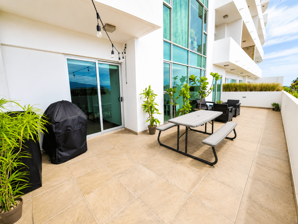 se vende apartamento condominio torre roble sabana costa rica (6)